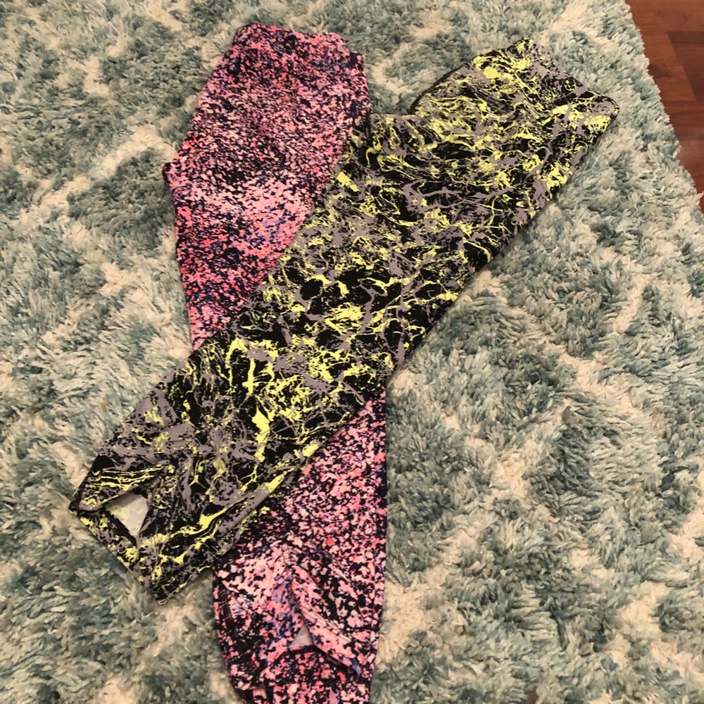 2 pair of workout tights